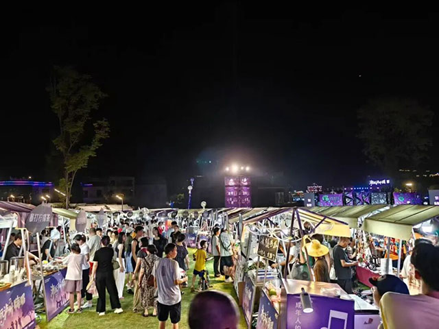 现场千人合唱不散场!“潮玩泸州”看见不一样的酒城夜(图11) 开云网页版官方版在线登入