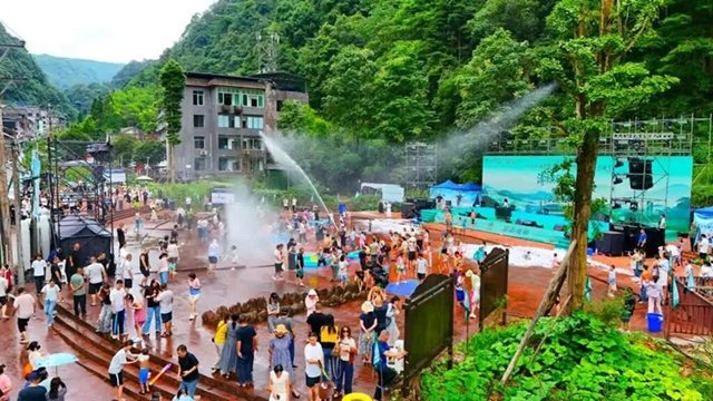 会议深入开云网页版手机版登录贯彻习近