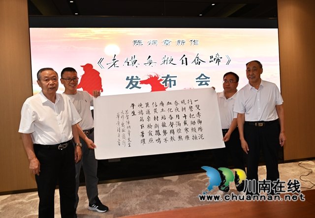还利用一切空闲时间自学完初中高中课本